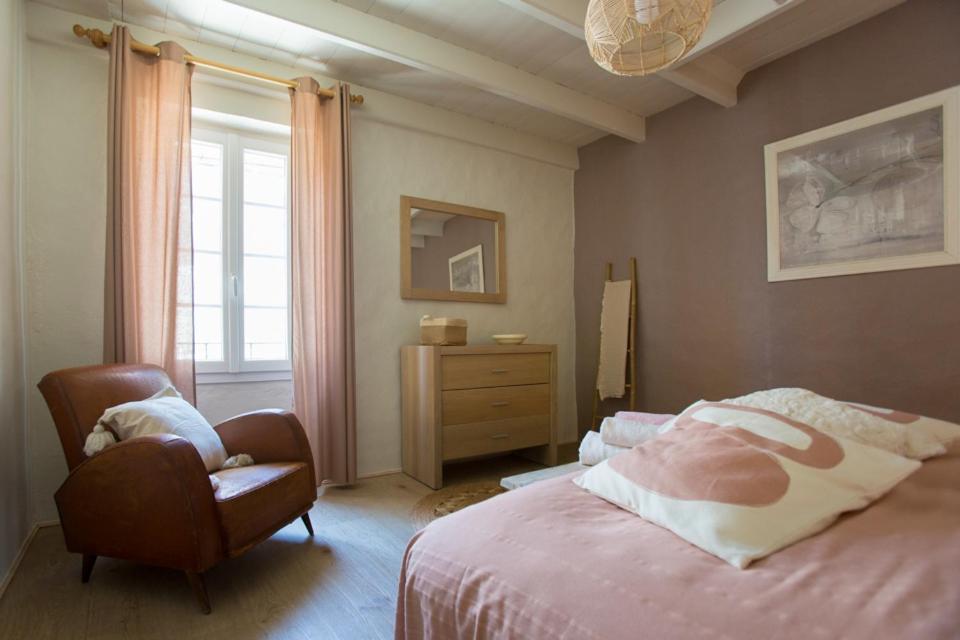 Maison Du Bois Saint-Antoine  Luaran gambar