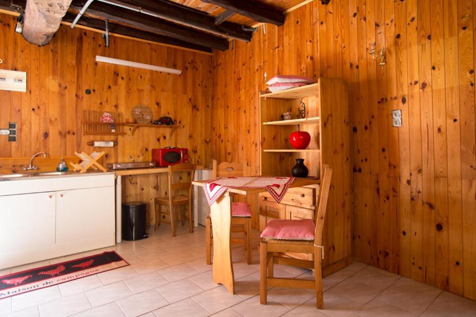 Maison Du Bois Saint-Antoine  Luaran gambar